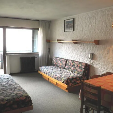 Collini Apartment *